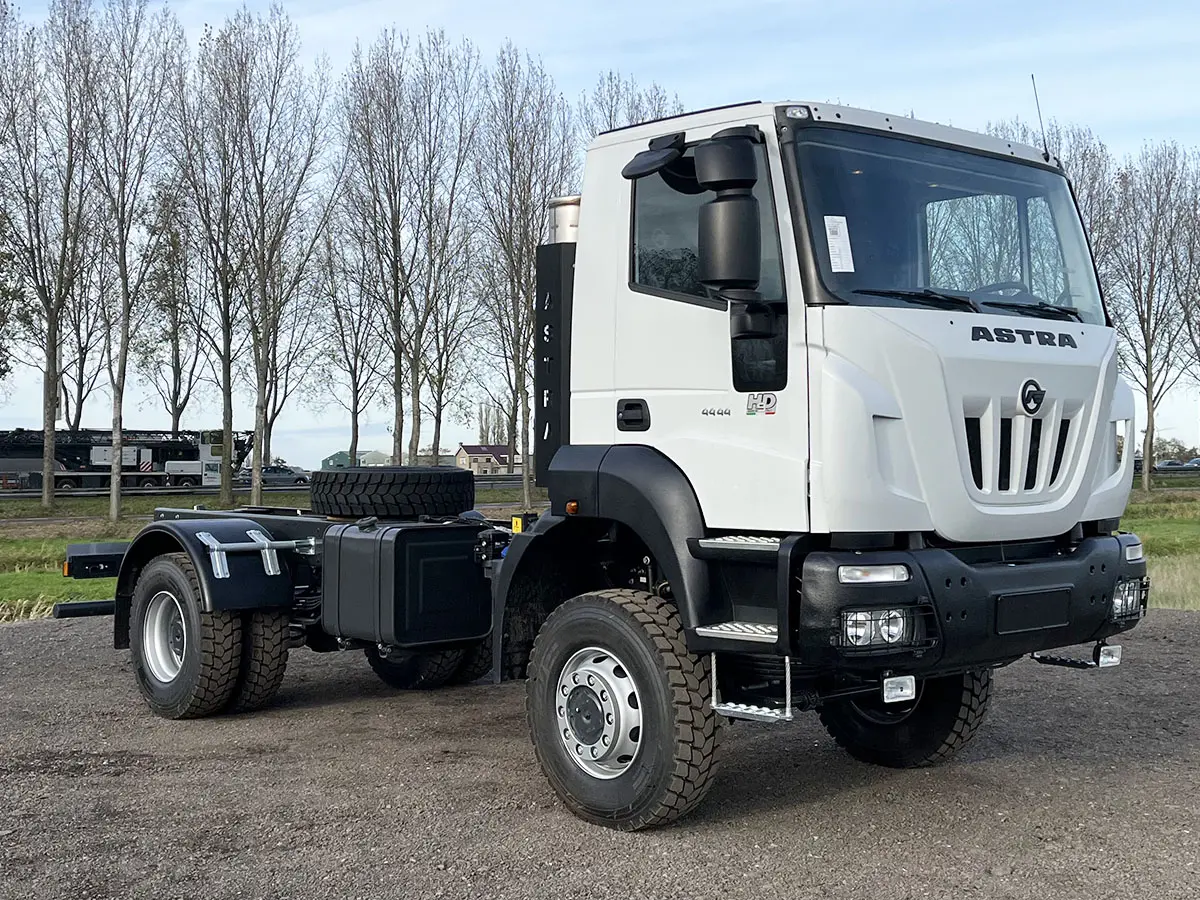 Astra HD9 44.44 Chassis Cabin 4x4 4