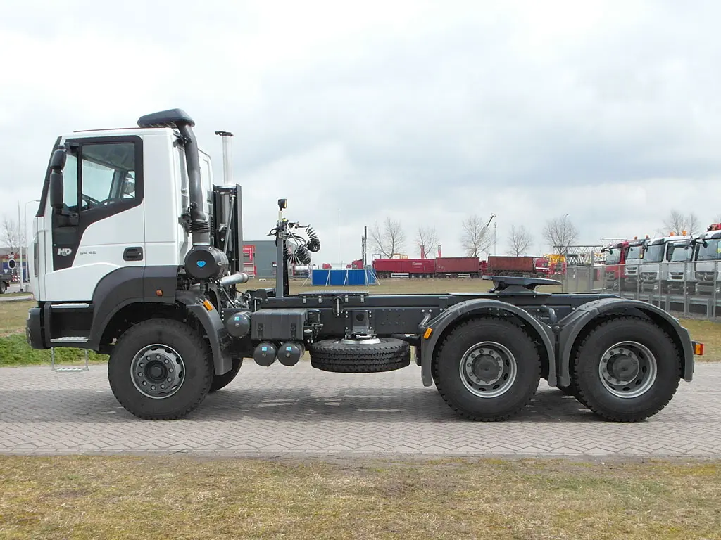 Astra HD9 64.42T Tractor Head 6x4 2