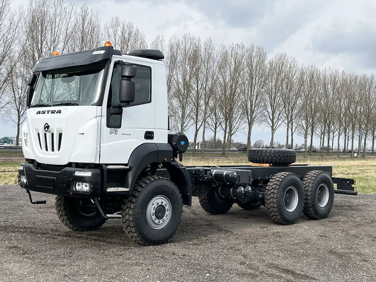 Astra HD9 66.38 Chassis Cabin 6x6