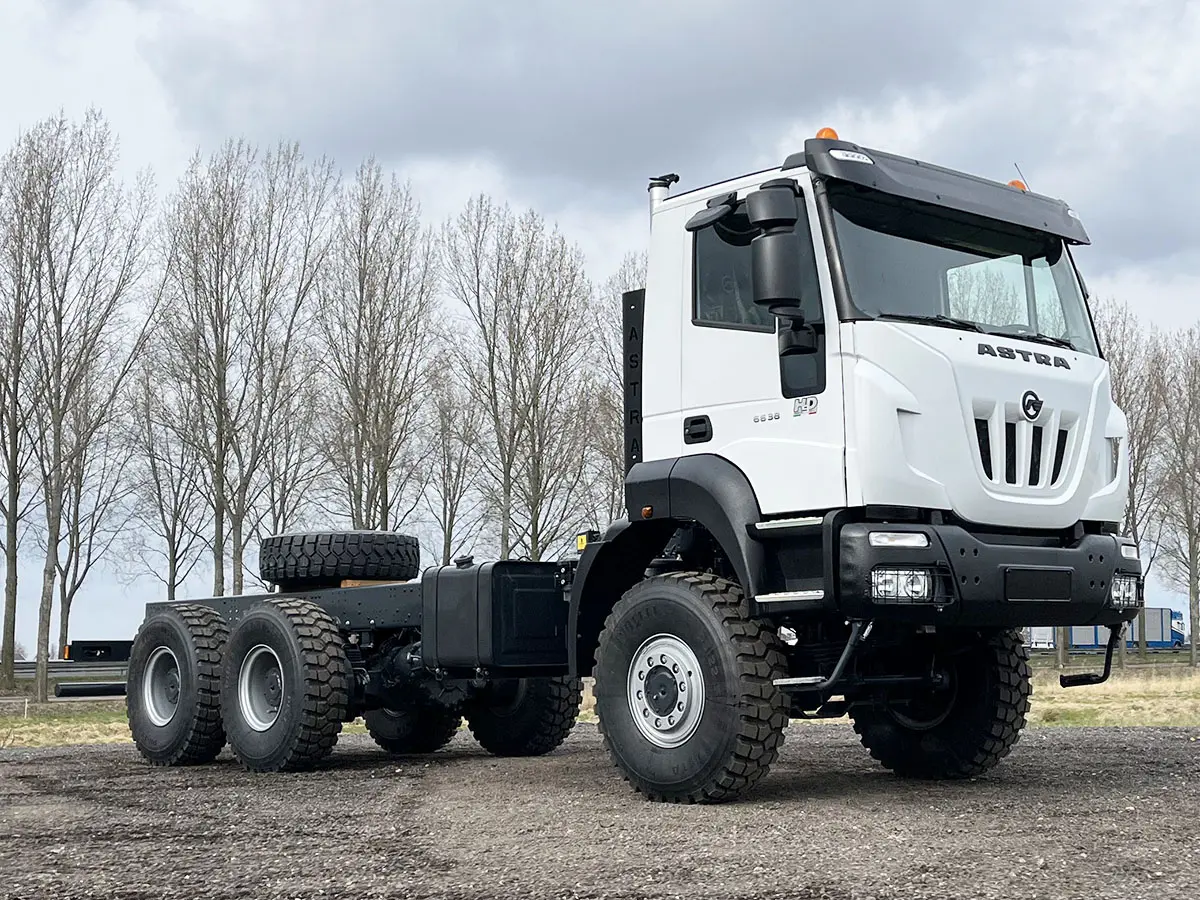 Astra HD9 66.38 Chassis Cabin 6x6 4