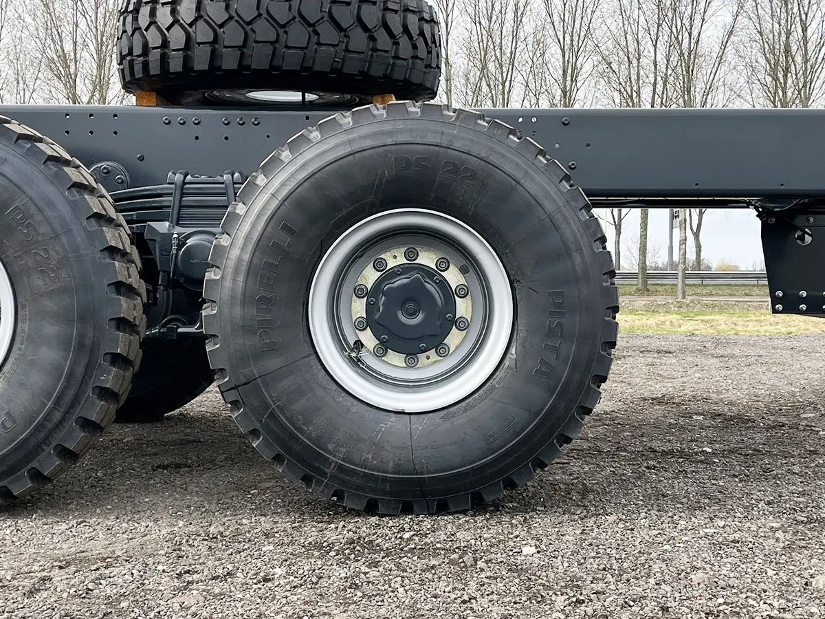 Astra HD9 66.38 Chassis Cabin 6x6 19