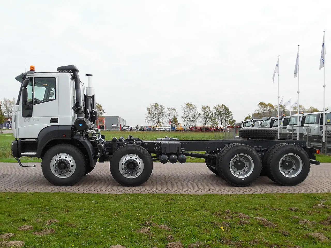 Astra HD9 84.48 Allison-Kessler Chassis Cabin 8x4 2