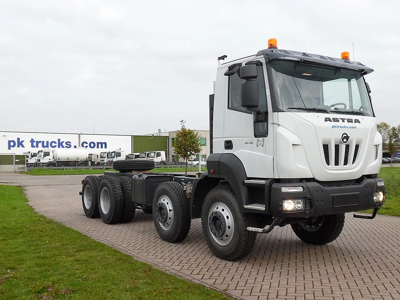 Astra HD9 84.48 Allison-Kessler Chassis Cabin 8x4 4