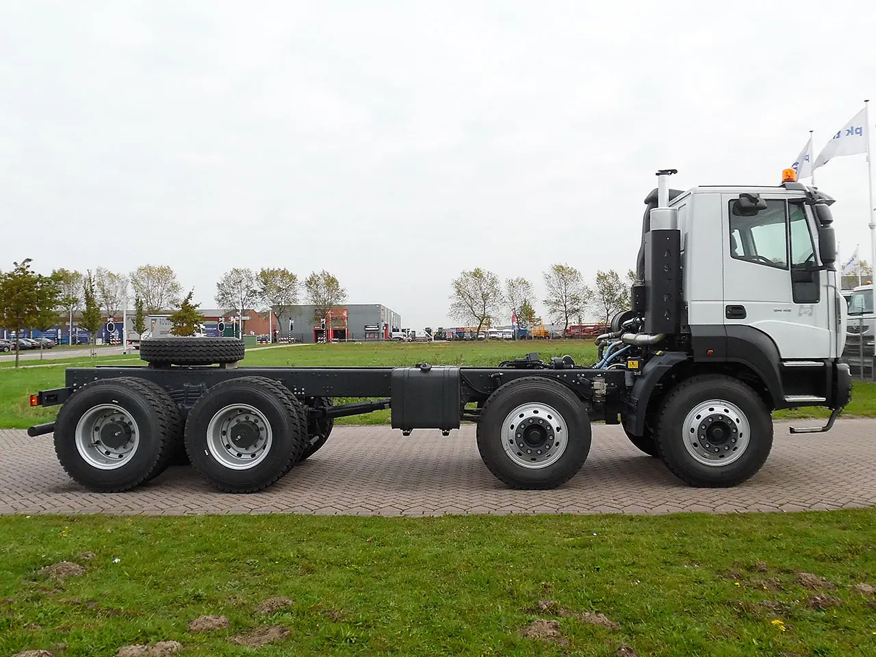 Astra HD9 84.48 Allison-Kessler Chassis Cabin 8x4 5