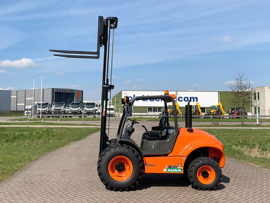 Ausa C350HX4 4x4 Forklift 3
