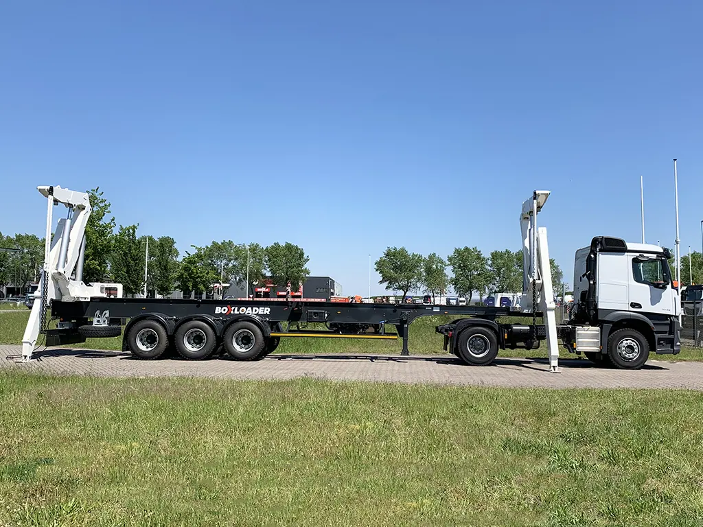 Boxloader Multiloader FHD 3-Axle Container Side Lift Trailer 9
