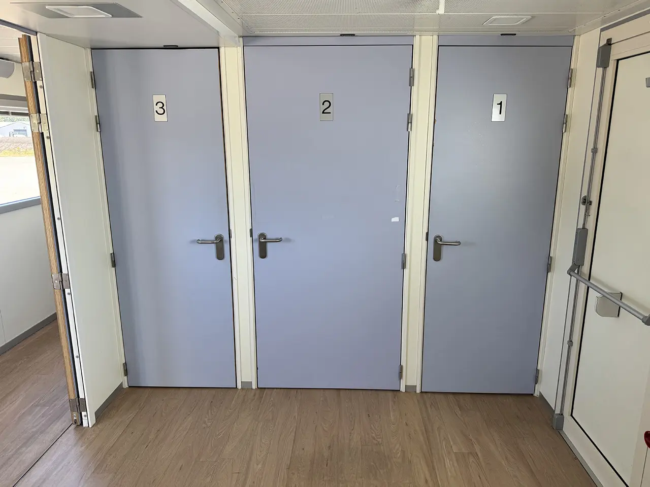 Bulthuis TSAA 54 Semi-remorque hôpital mobile 2-Essieux 24