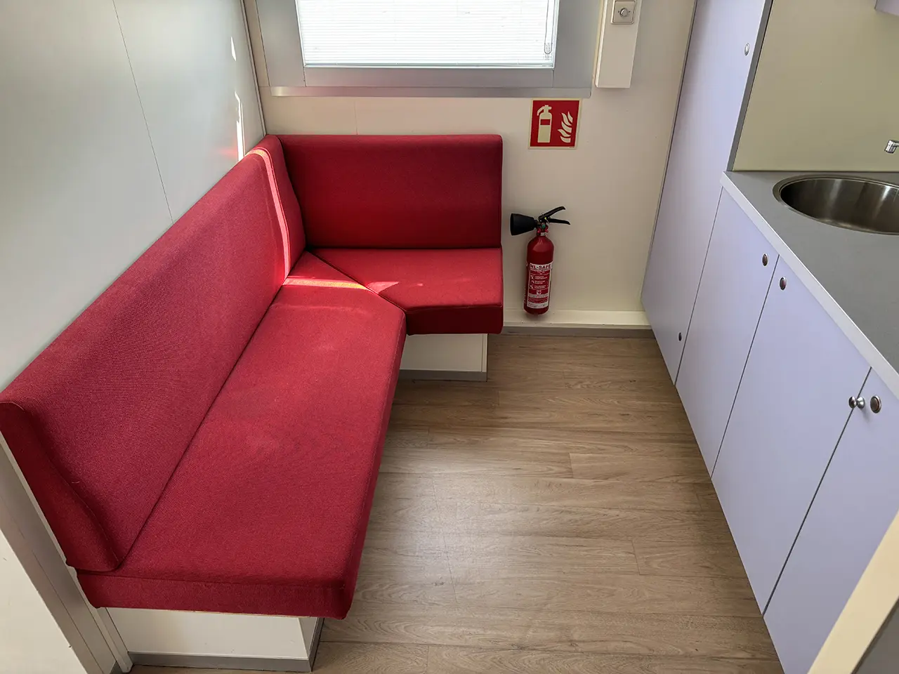 Bulthuis TSAA 54 Medical Hospital Trailer 2-Axle 31