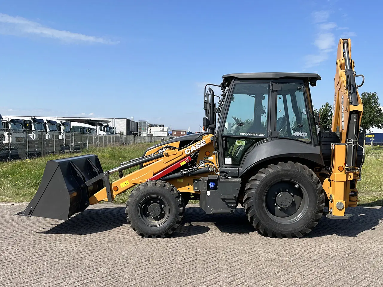 Case 851FX 4x4 Backhoe Loader 2