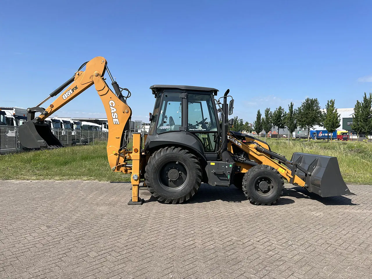Case 851FX 4x4 Backhoe Loader 11