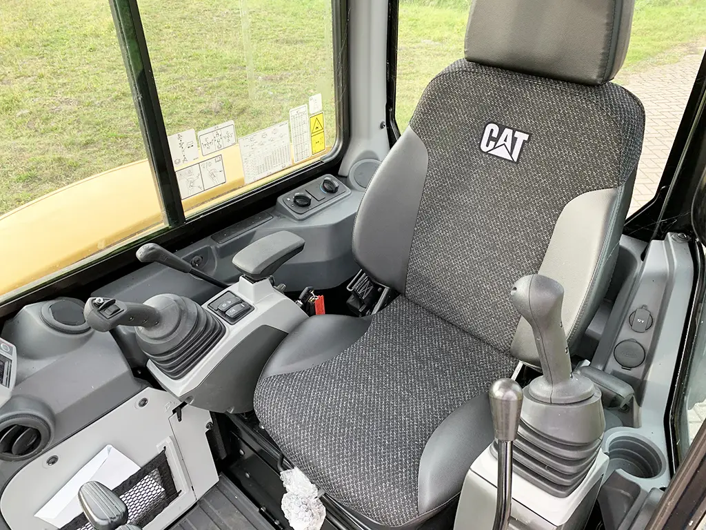 Caterpillar 305E2GR Track Excavator 8