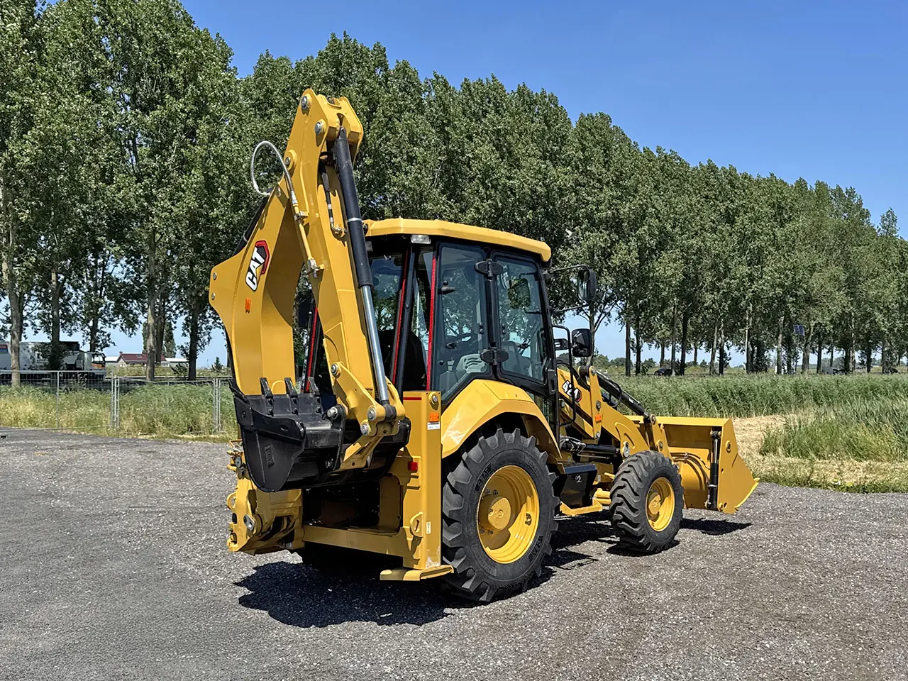 Caterpillar 424 Backhoe Loader 4x4 2