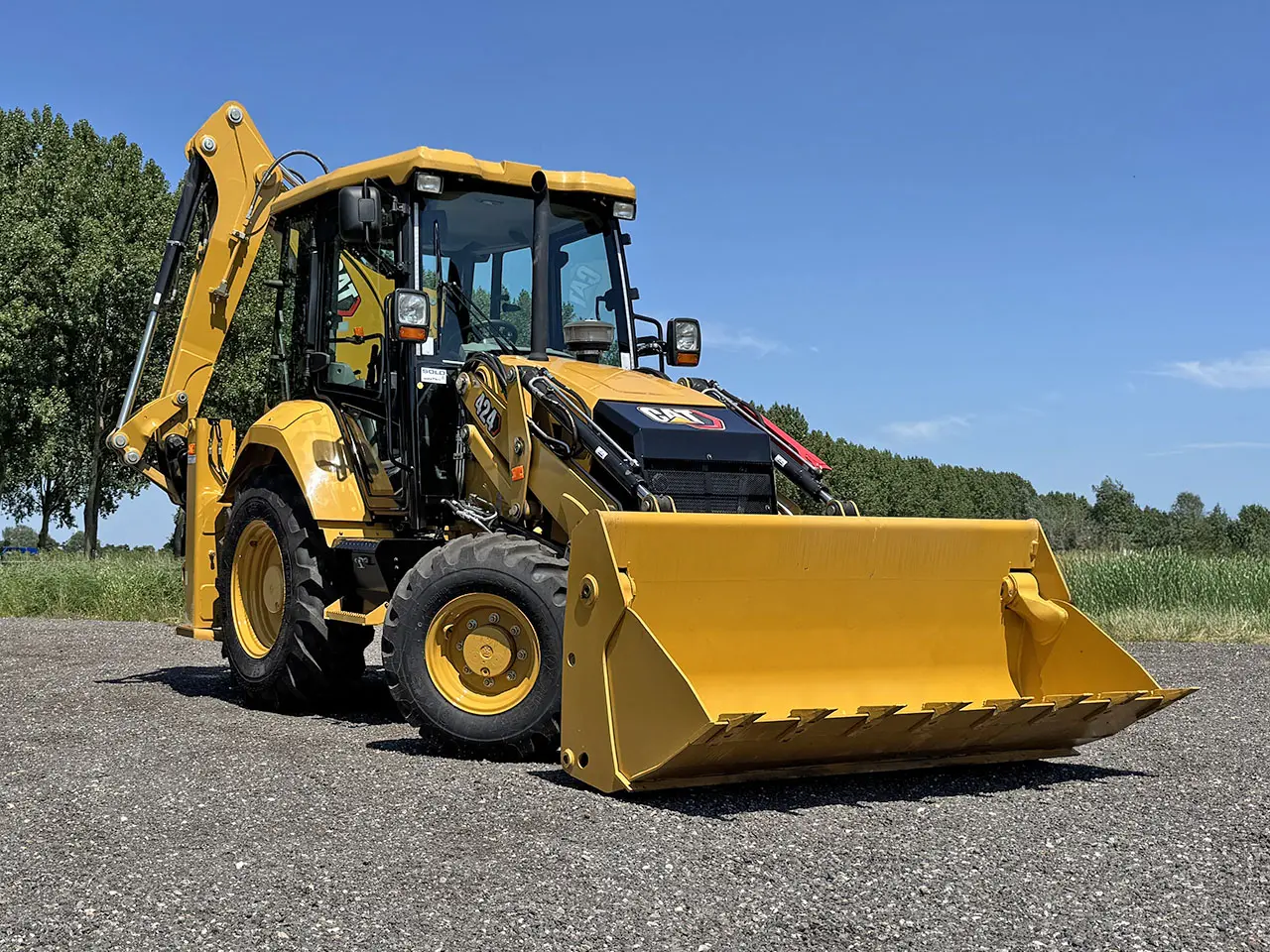 Caterpillar 424 4x4 Backhoe Loader 4