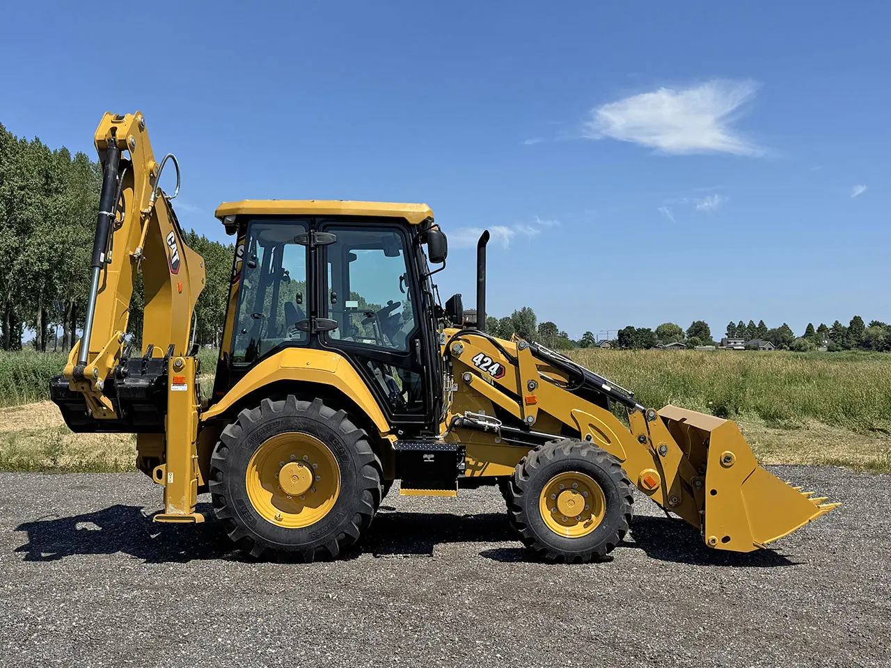 Caterpillar 424 Backhoe Loader 4x4 5