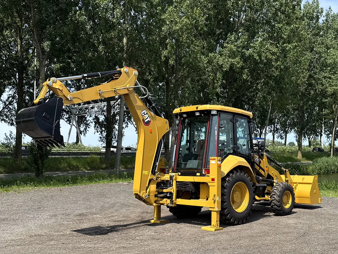 Caterpillar 424 Backhoe Loader 4x4 15