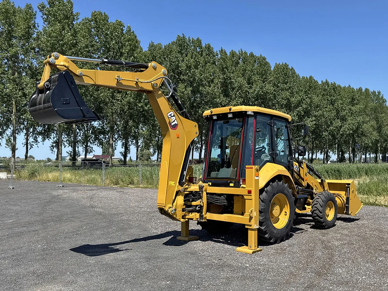 Caterpillar 424 Backhoe Loader 4x4 16