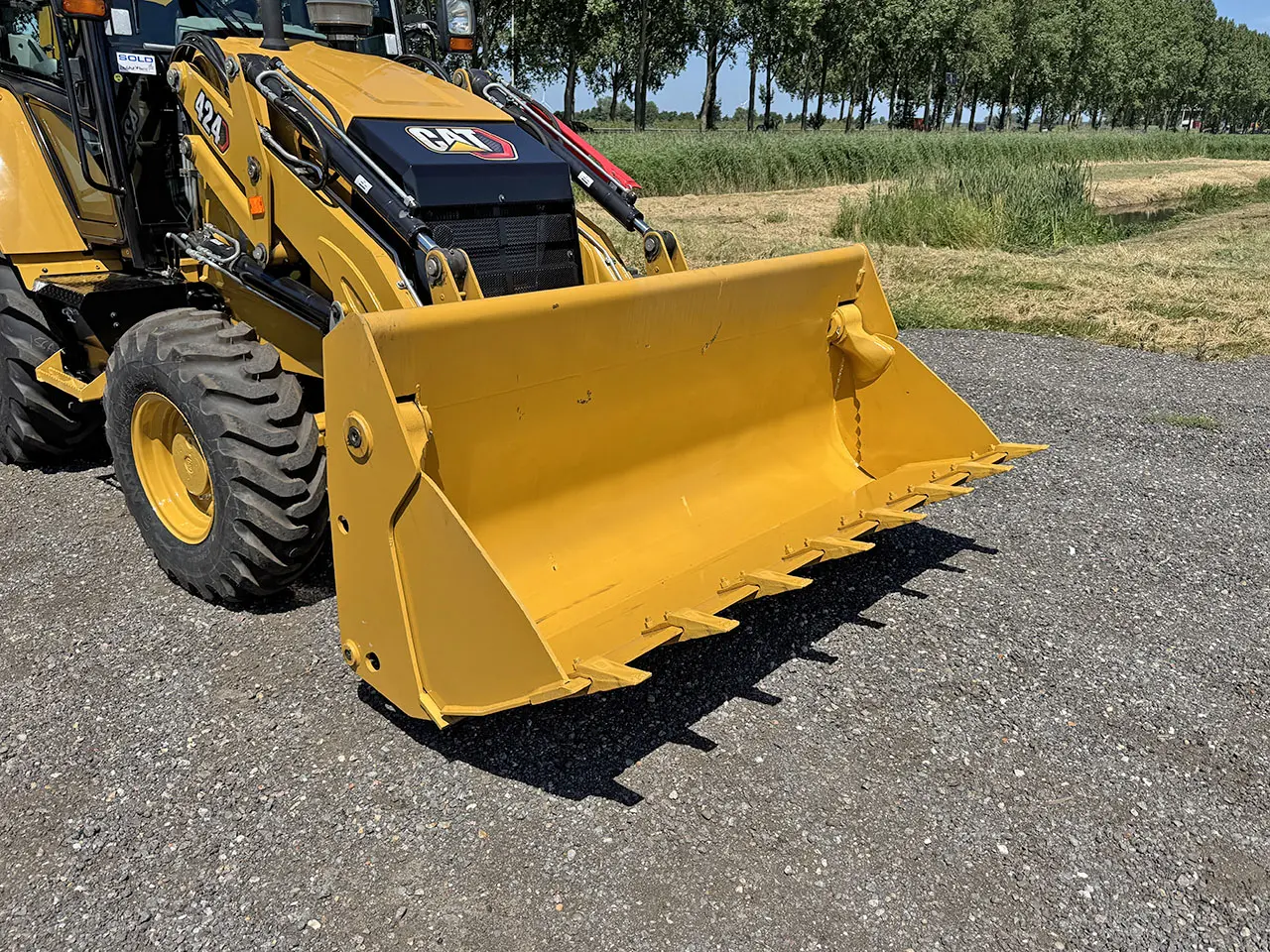 Caterpillar 424 Backhoe Loader 4x4 17