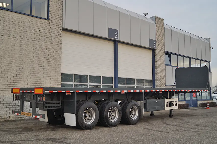 CIMC 40 Container 3-Axle Flatbed Trailer with Twistlock 5