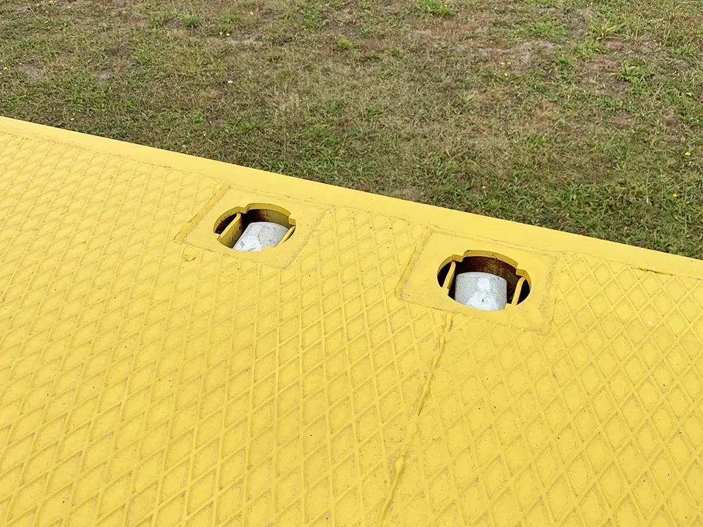 Comet FT-SRP 13.02 3-Axle Flatbed Trailer with Twistlock 8