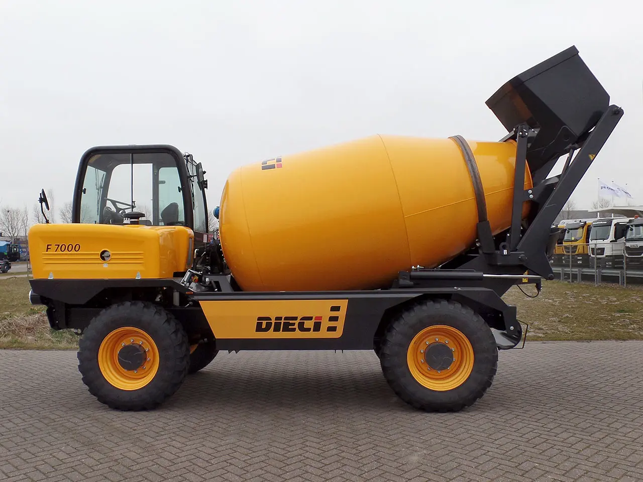 Dieci F7000 4x4 Self Loading Concrete Mixer