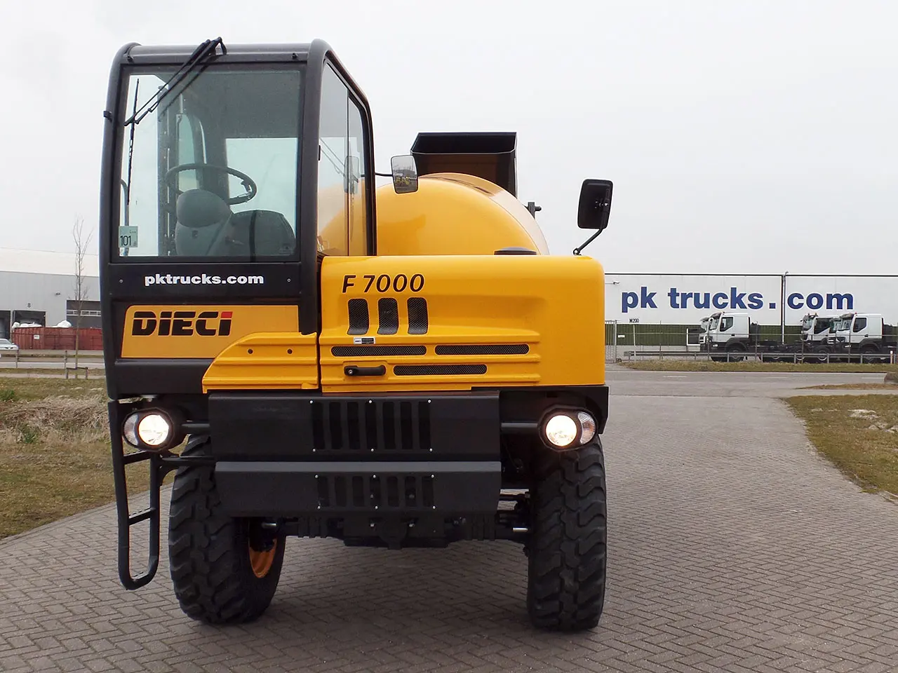 Dieci F7000 4x4 Self Loading Concrete Mixer 9