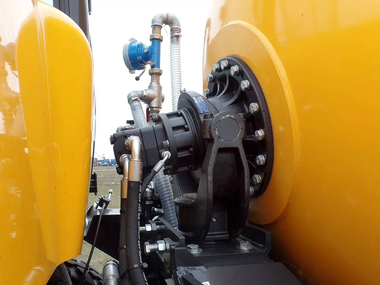 Dieci F7000 4x4 Self Loading Concrete Mixer 10