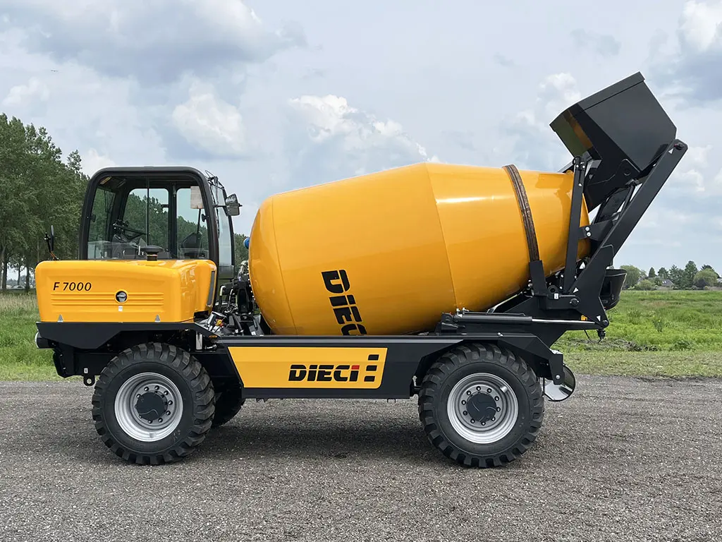 Dieci F7000 Self Loading Concrete Mixer 4x4