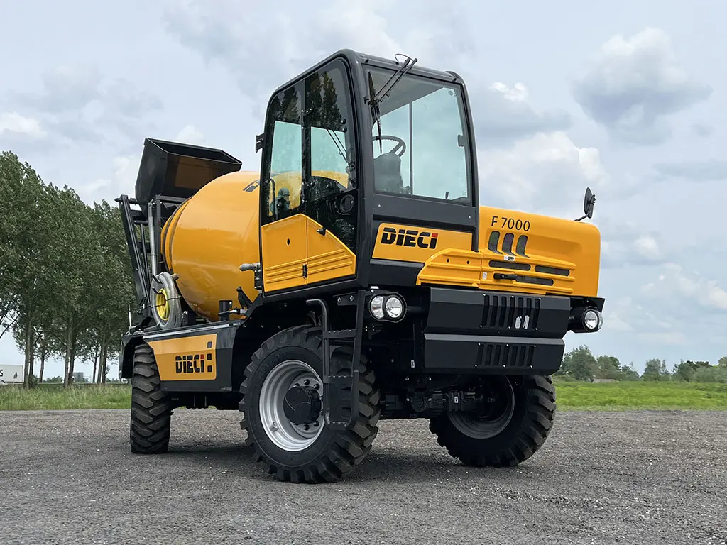 Dieci F7000 Self Loading Concrete Mixer 4x4 4