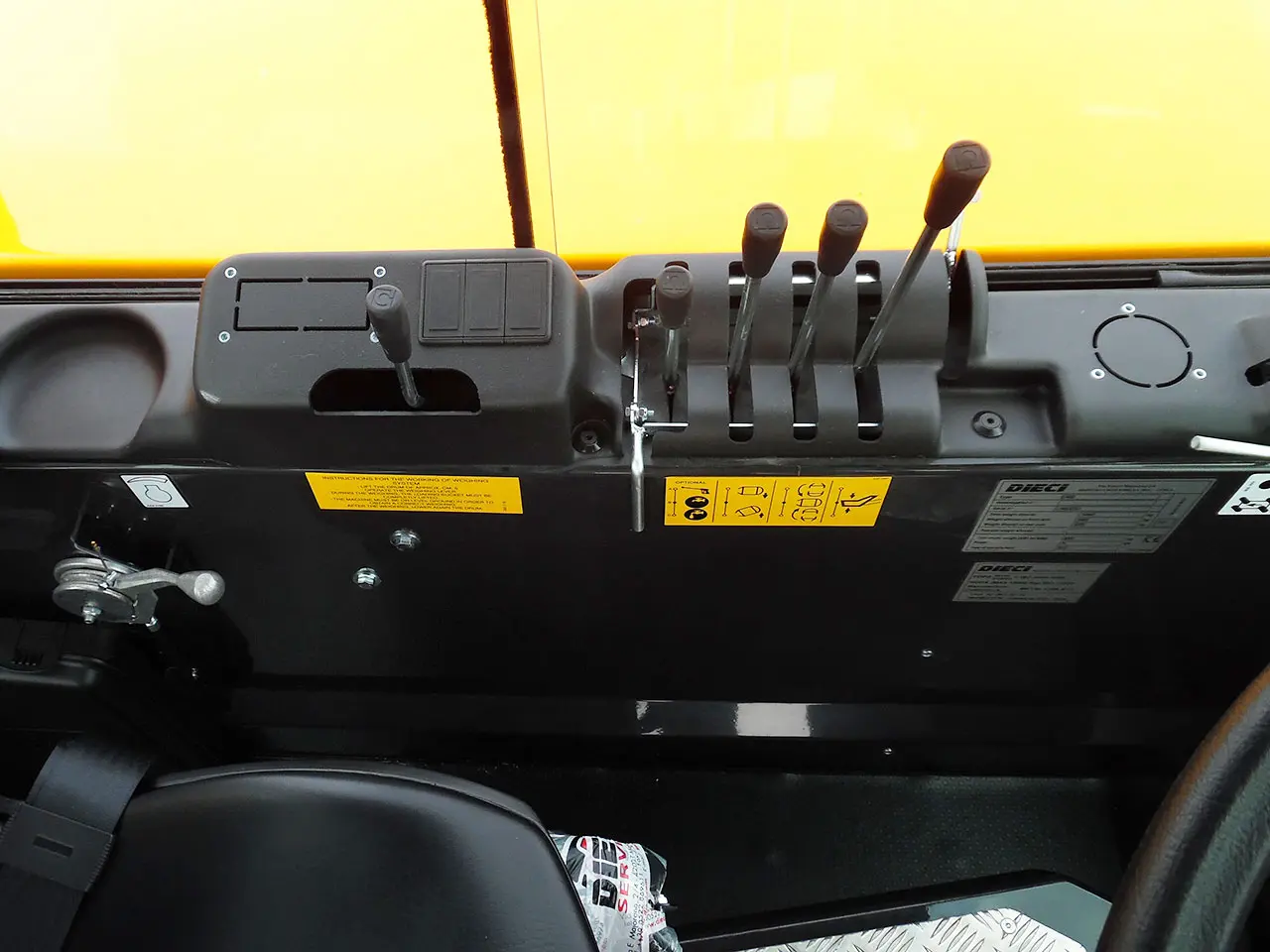 Dieci L-4700 4x4 Self Loading Concrete Mixer 10