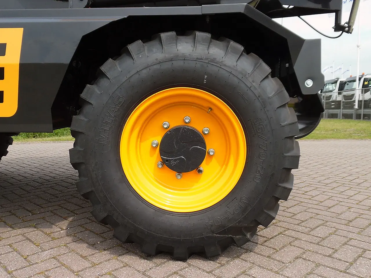 Dieci L-4700 4x4 Self Loading Concrete Mixer 14