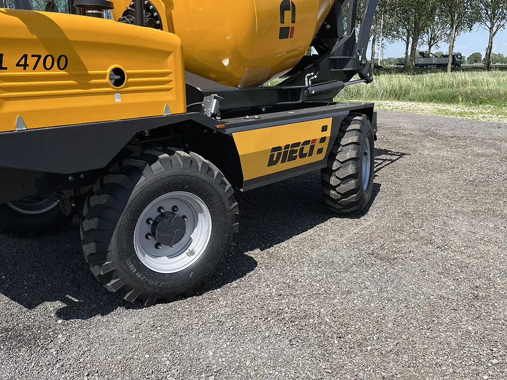 Dieci L-4700 Self Loading Concrete Mixer 4x4 14