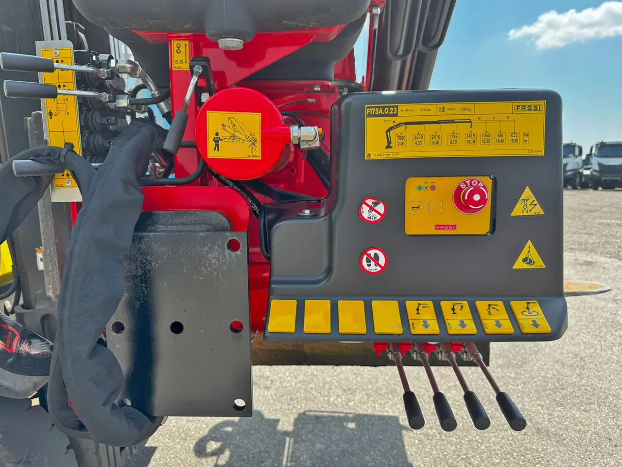 Fassi F175A.0.23 Truck Crane 3