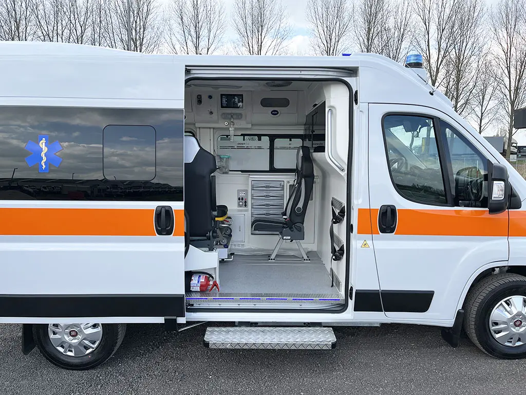 Fiat Ducato L2H2 4x2 Ambulance Van 14