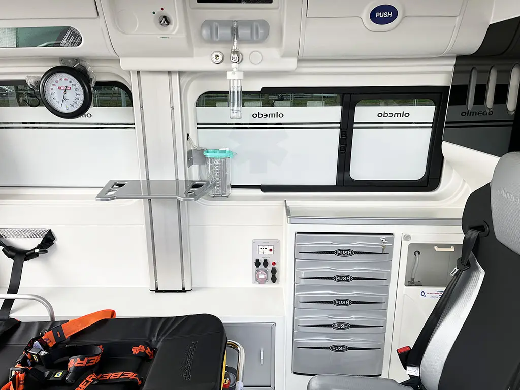 Fiat Ducato L2H2 Ambulance fourgon 4x2 18