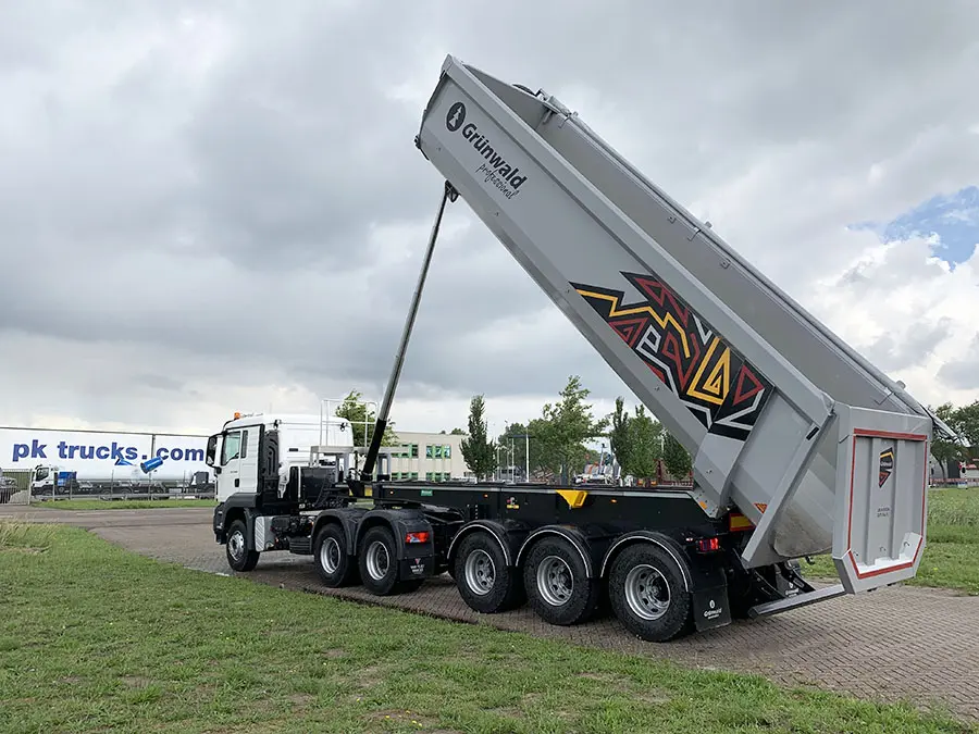 Grunwald TST 31 3-Axle Tipper Trailer 9