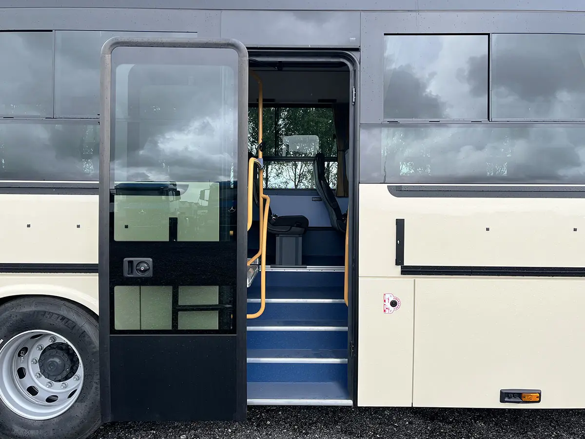 Iveco Crossway Slider NF Touringcar 4x2 12