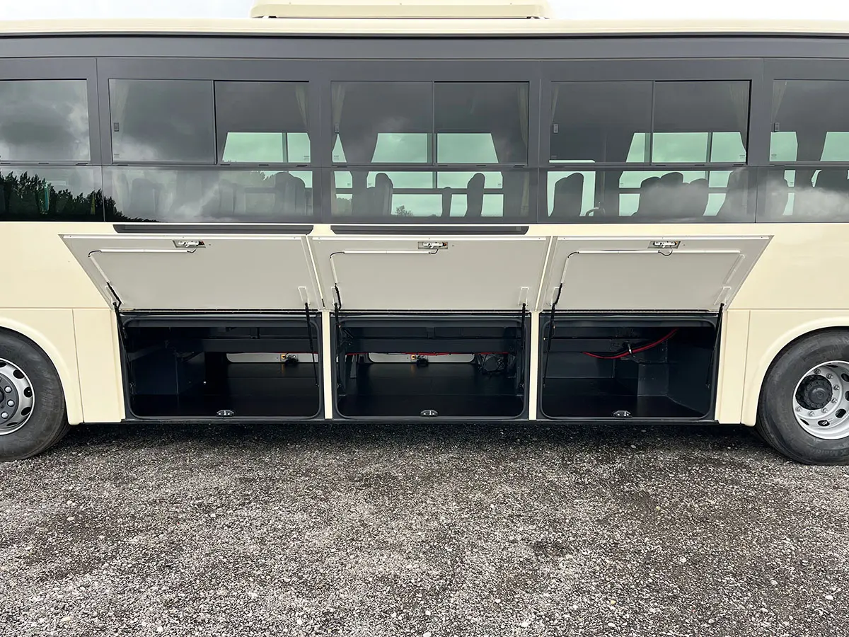 Iveco Crossway Slider NF Touringcar 4x2 17