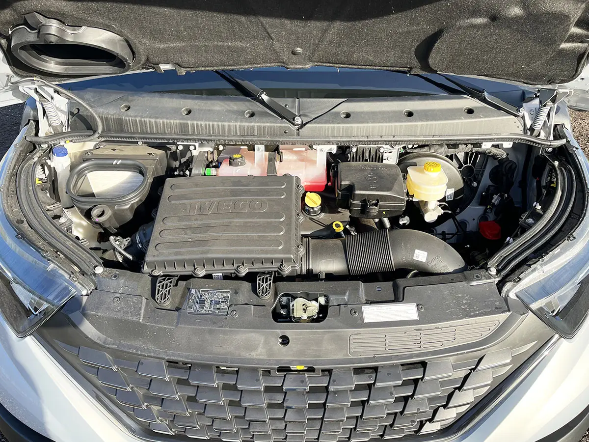 Iveco Daily 35S16A8V 4x2 Closed Van 14