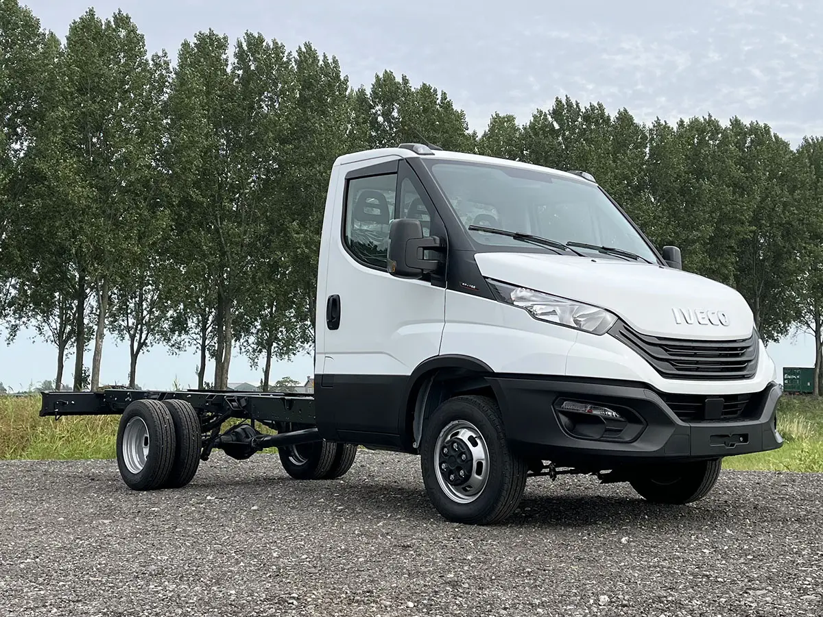 Iveco Daily 50C15-3750 4x2 Chassis Cabin 4