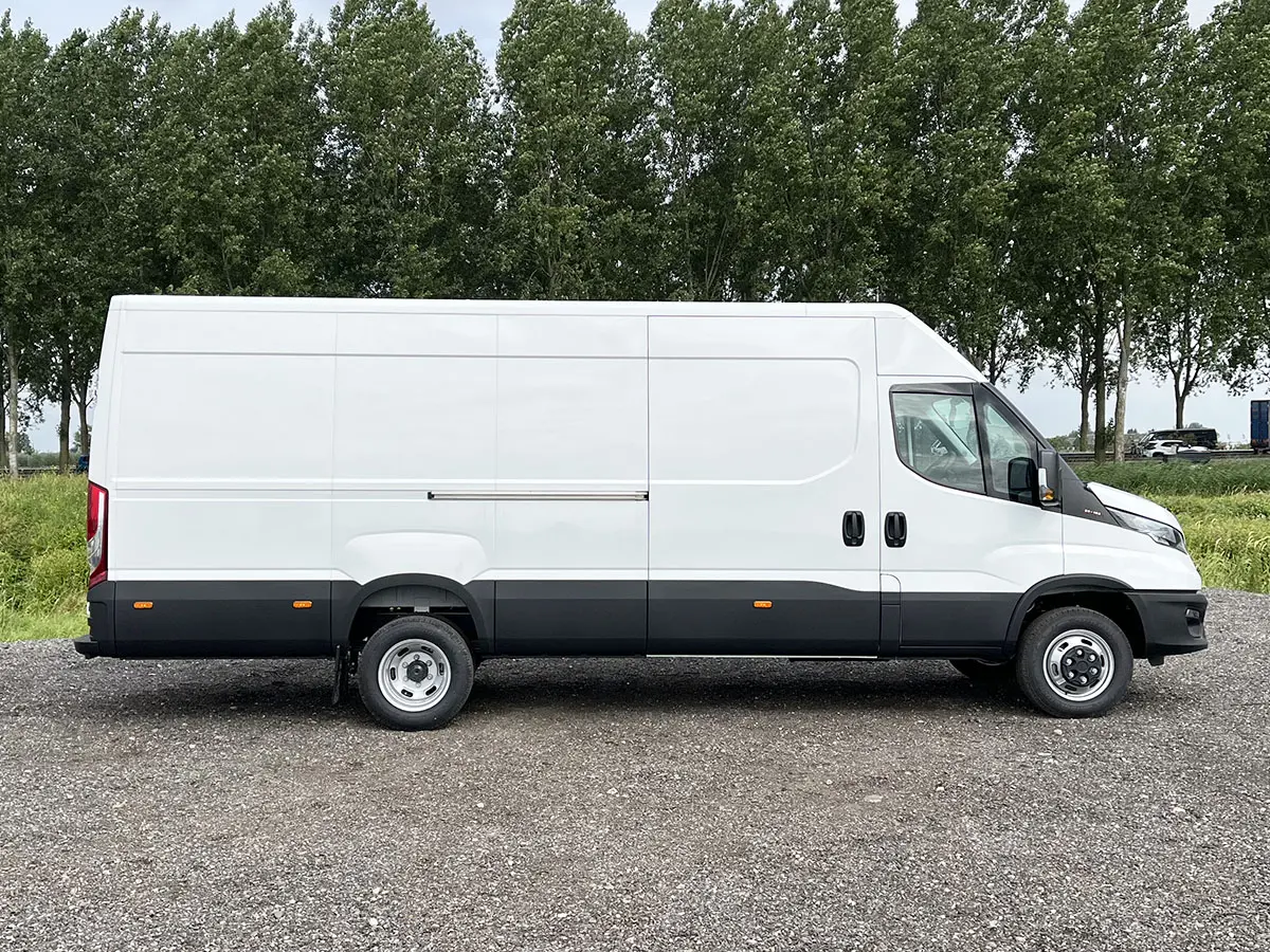 Iveco Daily 50C15V Fourgon 4x2 5
