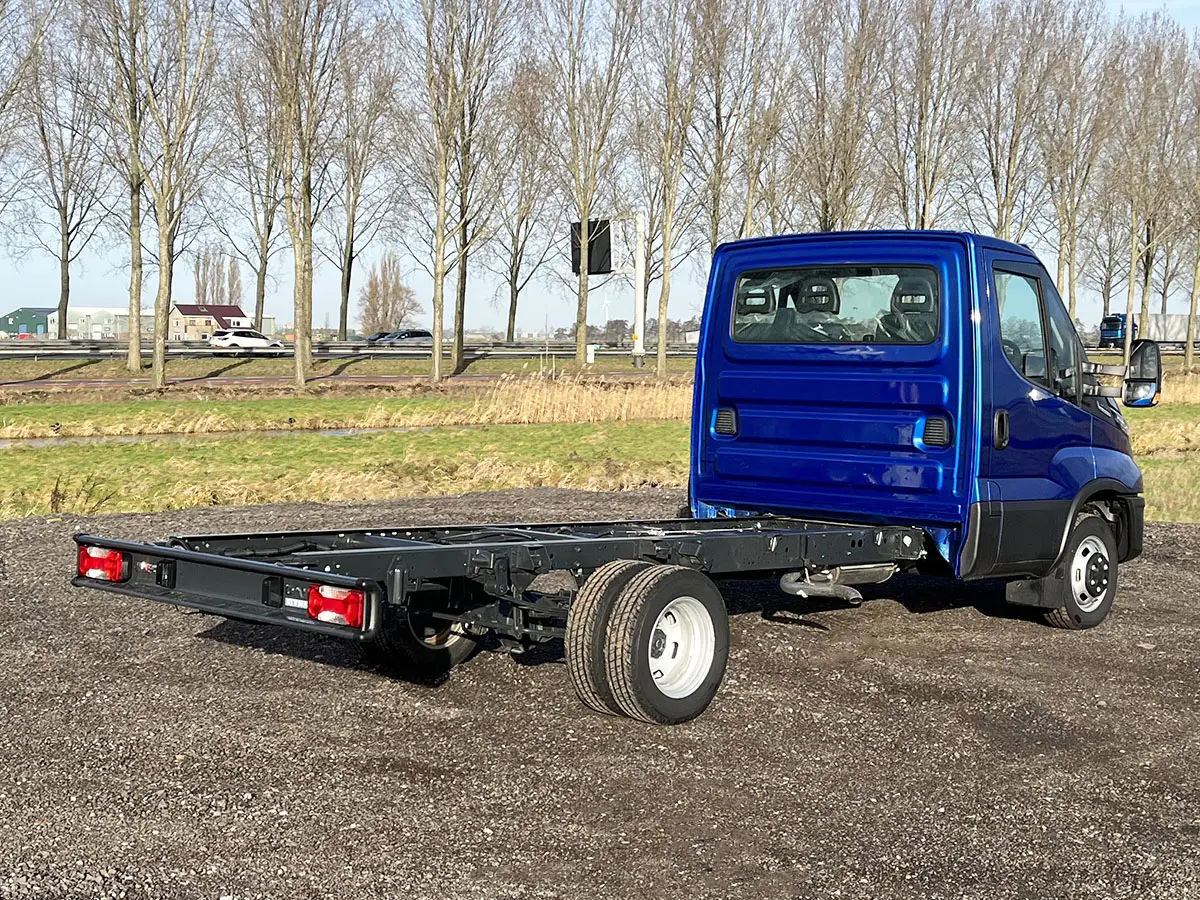 Iveco Daily 50C17A8-3750 4x2 Chassis Cabin 6