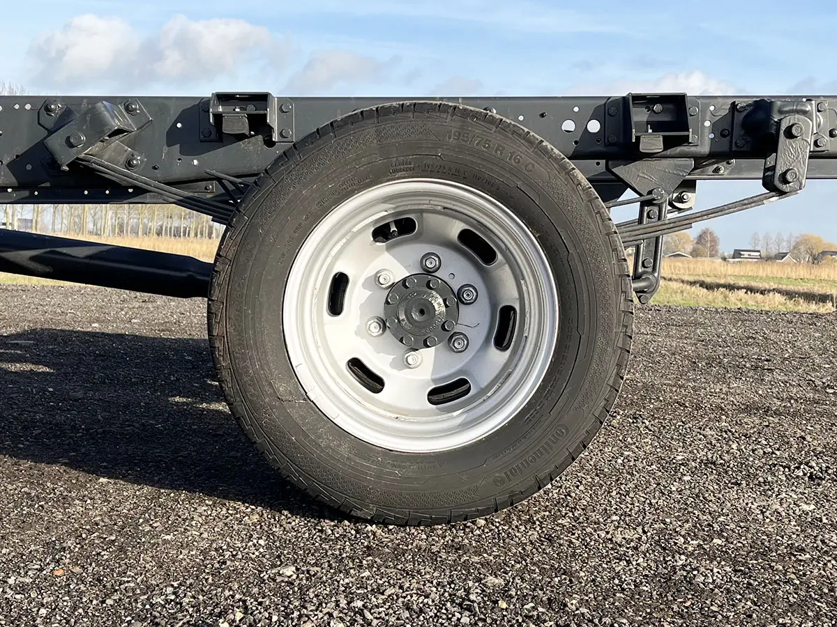 Iveco Daily 50C17A8-3750 4x2 Chassis Cabin 12