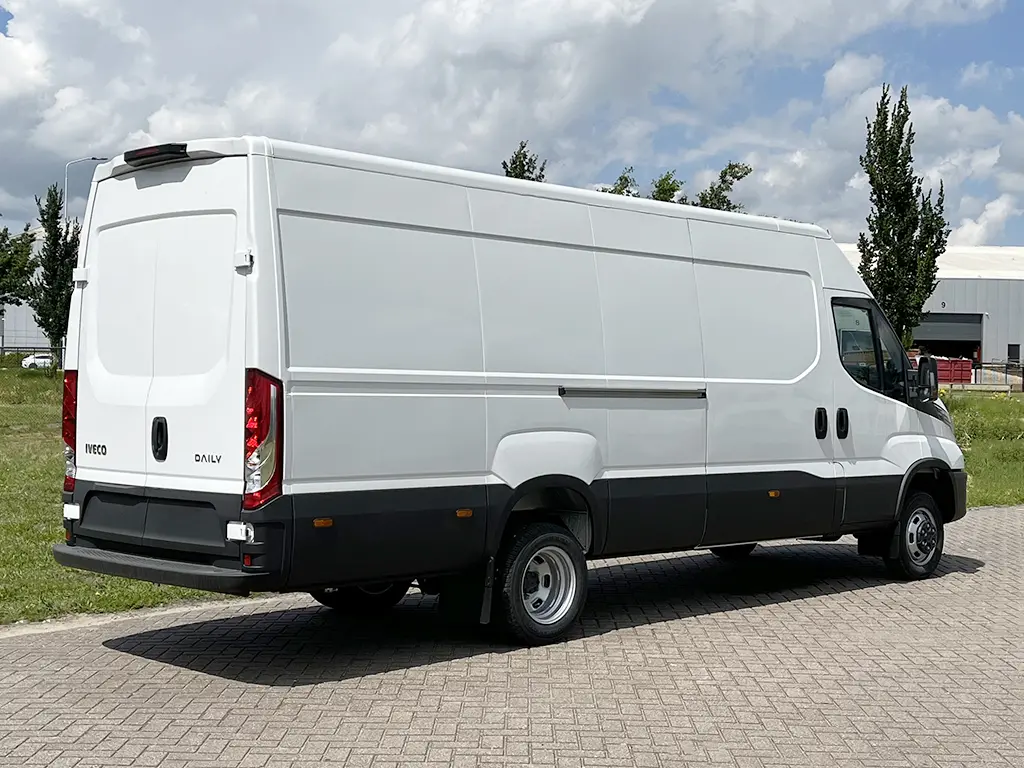 Iveco Daily 50C18HV Fourgon 4x2 6