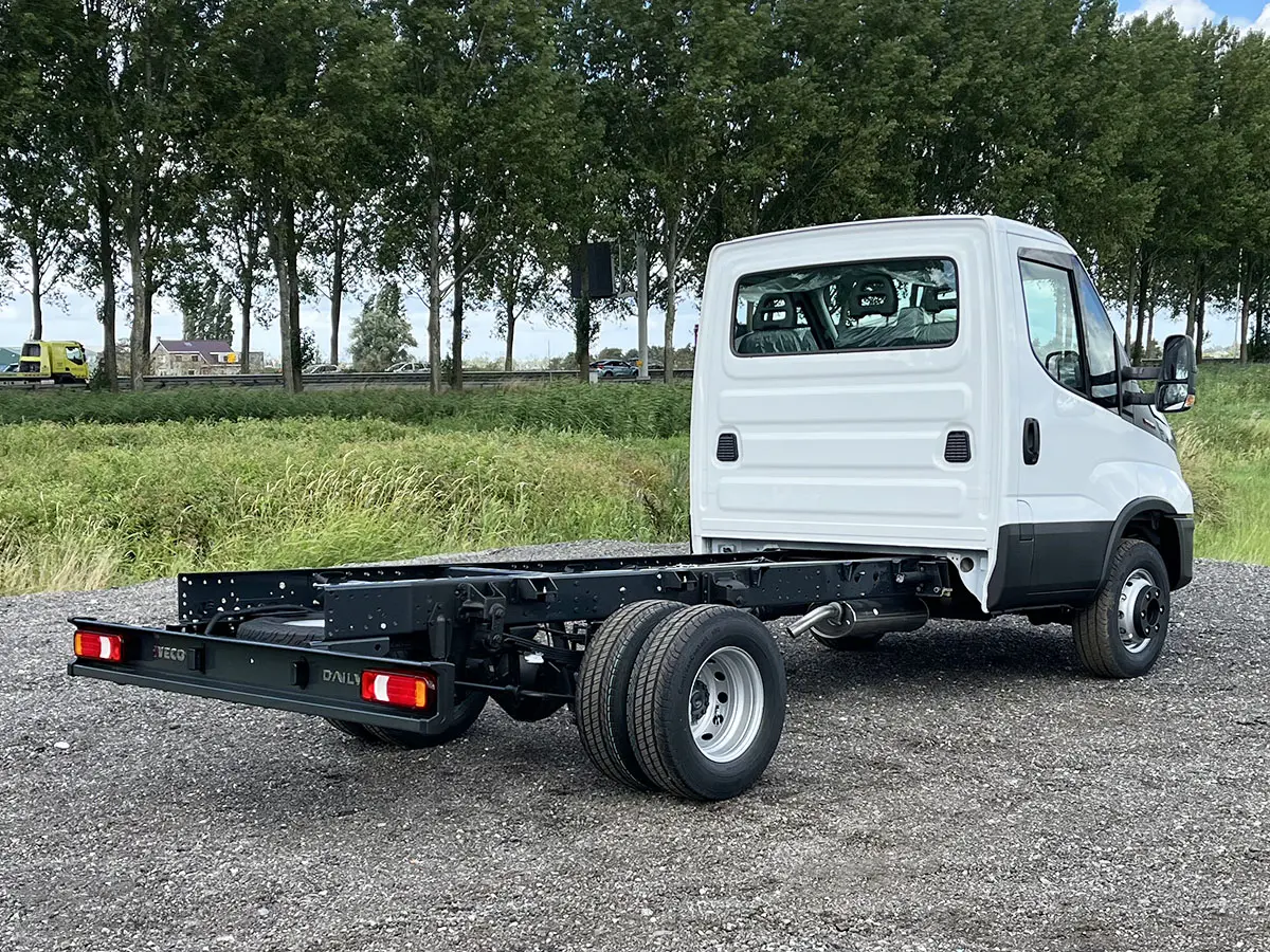 Iveco Daily 70C15-3450 4x2 Chassis Cabin 6