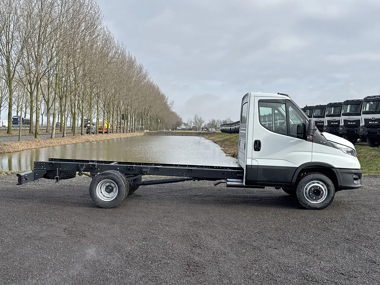 Iveco Daily 70C15-4100 E3 MY Chassis Cabin 4x2 5