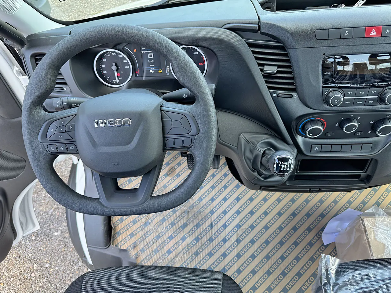 Iveco Daily 70C15 4x2 Chassis Cabin 10