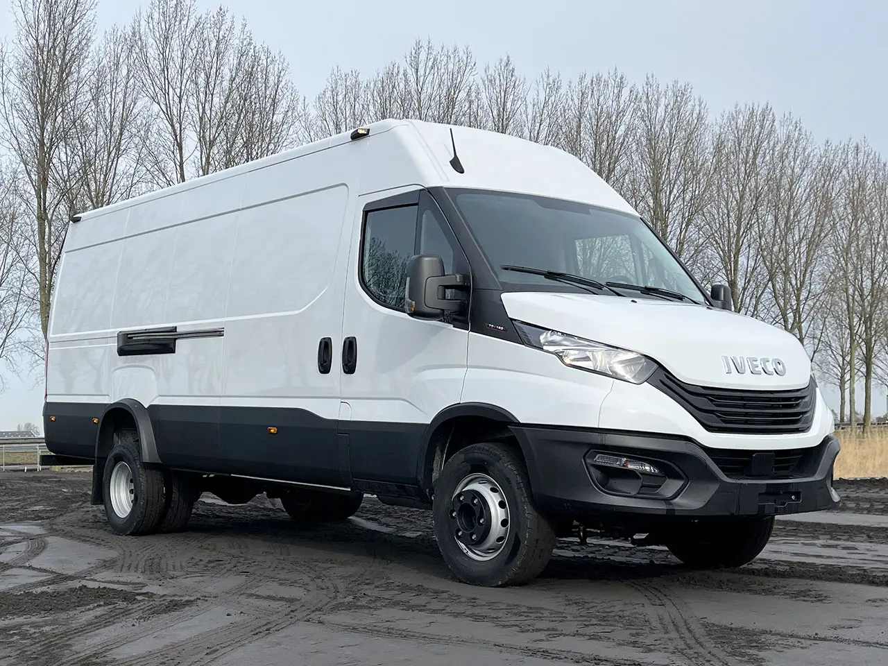 Iveco Daily 70C15V 4x2 Closed Van 4