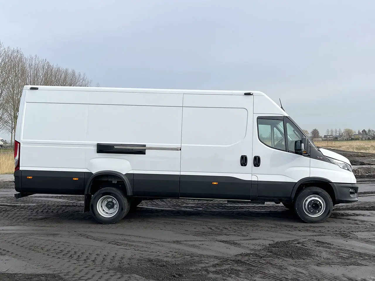 Iveco Daily 70C15V Fourgon 4x2 5