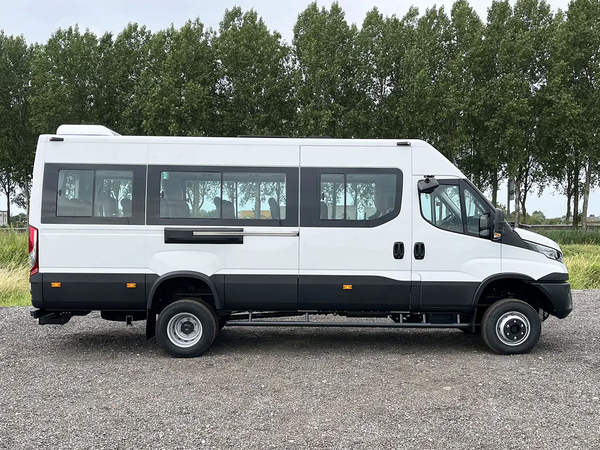 Iveco Daily 70C15VWX Midi bus 4x4 5