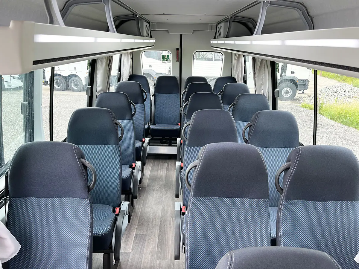 Iveco Daily 70C15VWX Midi bus 4x4 10